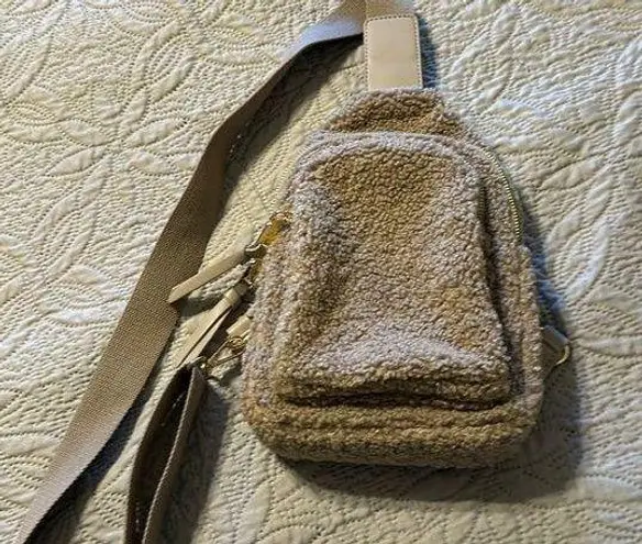 Urban Expression Ladies mocha colored sling back purse. new