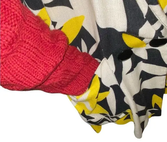 cream with yellow and black print linen blend , oversized statement blazer Size M