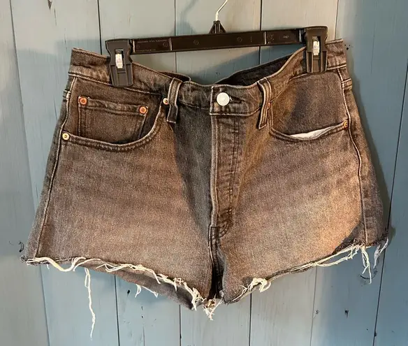 Levi's  Black Jean Shorts High-Waisted Distressed | 31W