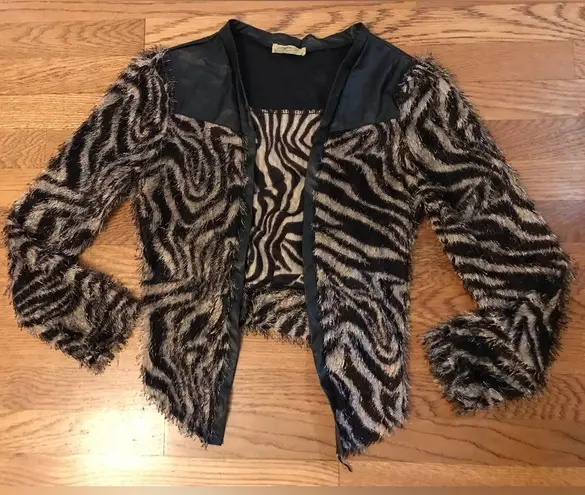 Shaggy cropped jacket zebra print size M Size M