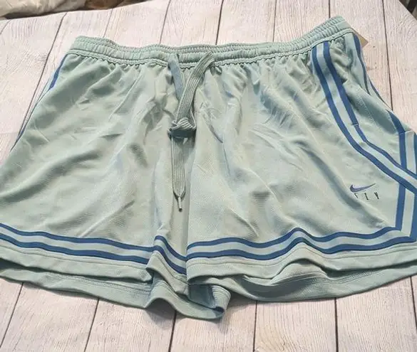 Nike fly blue basketball shorts size XL