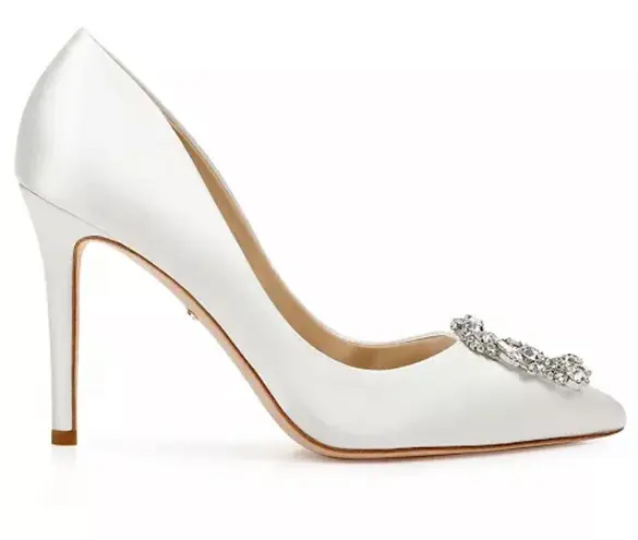 Badgley Mischka White Heels with Crystal Embellishment Size 8