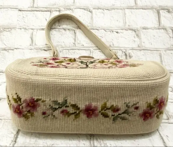 Vintage Beige Floral Needlepoint Clutch Handbag