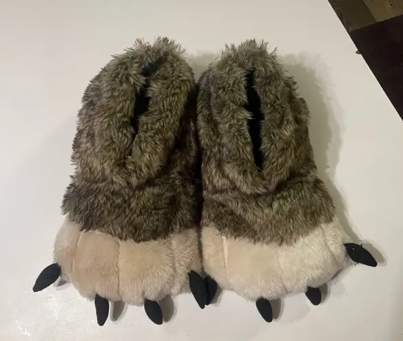 Lazy One Grizzly Bear Paws House Shoes Gray Size 6.5