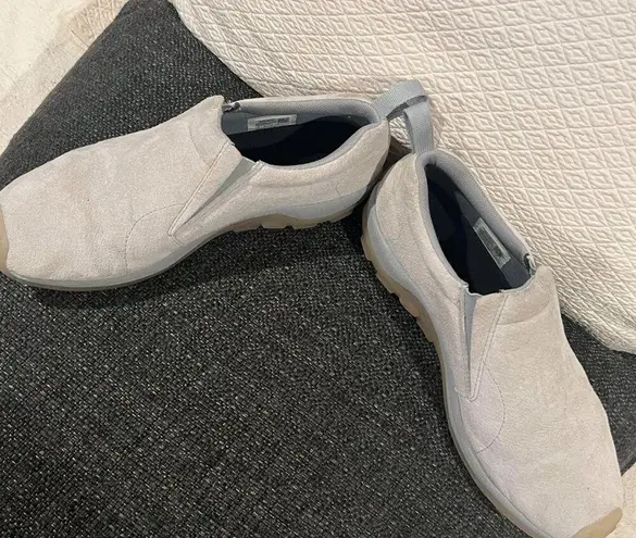 Merrell Light Gray Shoes Size 9 Smooth Suede Air Cushion