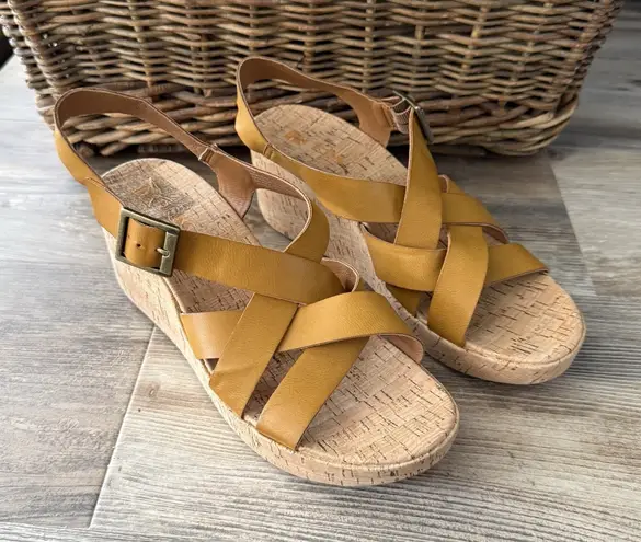 Kork-Ease Korks Nova Comfort Wedge Sandals Mustard Yellow Women’s 10M