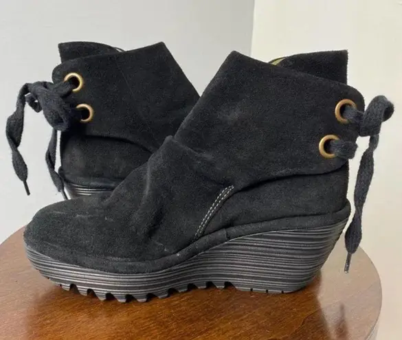 Fly London YAMA Suede Lace Up Wedge Ankle Boots Black Sz 36 6=