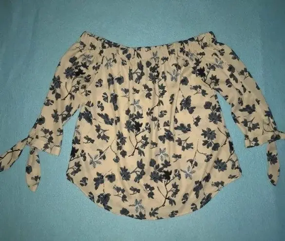 Indulge floral print off shoulder tie sleeves flowy blouse NEW size S