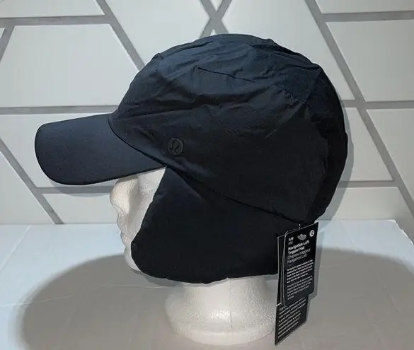 Lululemon  navigation lost topper hat s/m