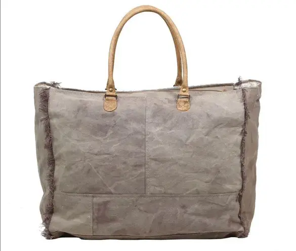 Myra bag - Hide and Floral Weekender