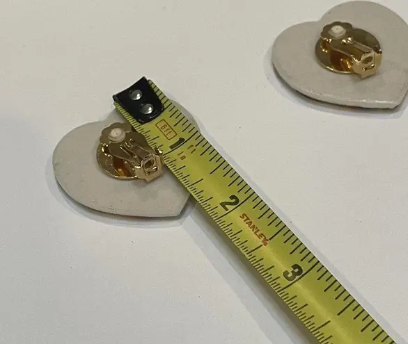 Large Statement Ceramic Multi Color Heart Print Clip