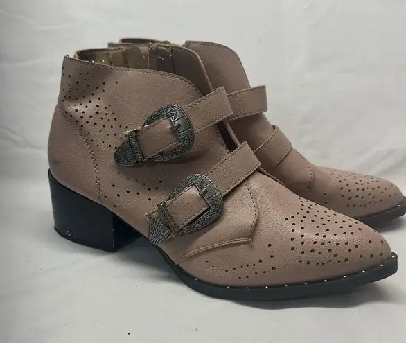 Qupid  Spring Nude Studded Western Bootie Size 7 - Image 2