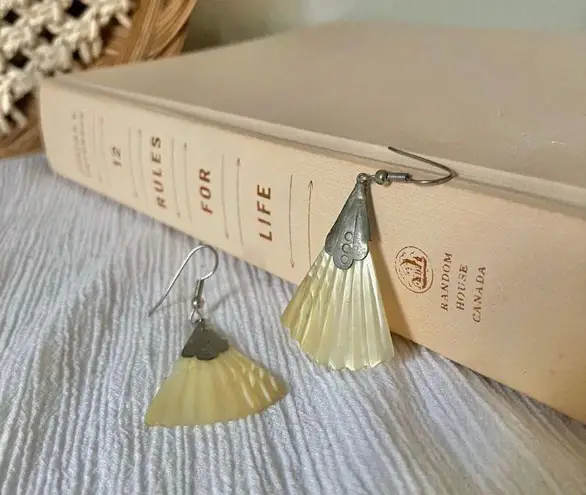 Shell Fan Silver Earrings Vintage “Persephone” Mother of Pearl Mermaidcore Femme White