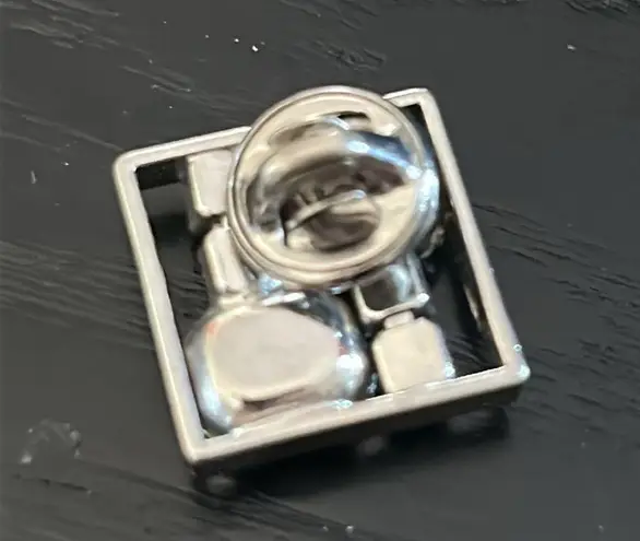 4 VIntage mini pins/brooches