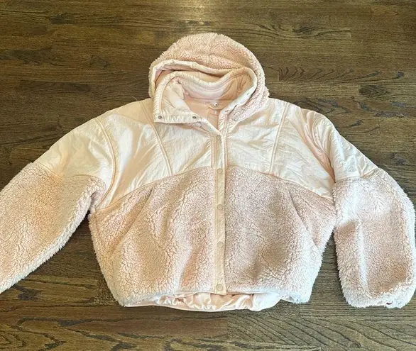 Free People  MOVEMENT Adventure Awaits Fleece Jacket size Large in Pink