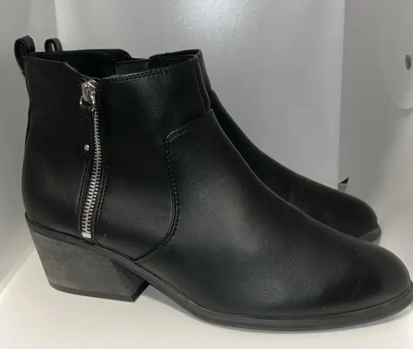 Dr. Scholls Lawless Women’s Western Ankle Boots Bootie Black Vegan Leather 11