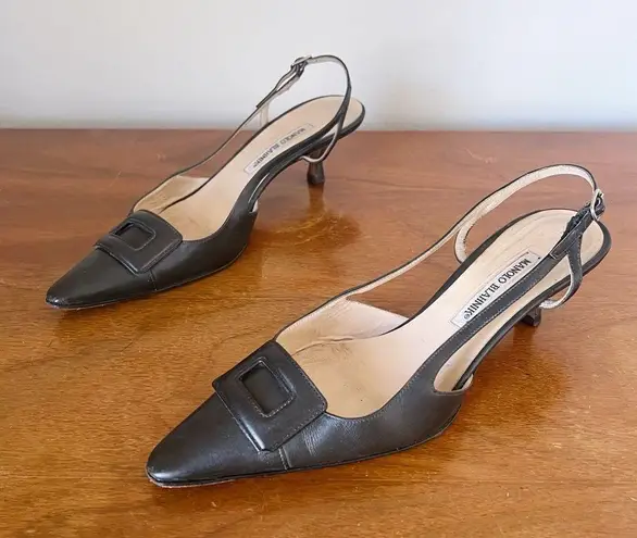 Manolo Blahnik • Y2K olive green pointed toe pumps slingback buckle kitten heel