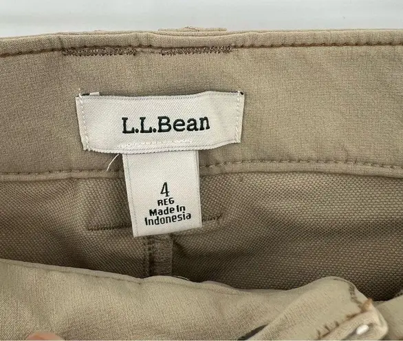 L.L.Bean  Explorer tan outdoor active hiking trail nylon stretch shorts