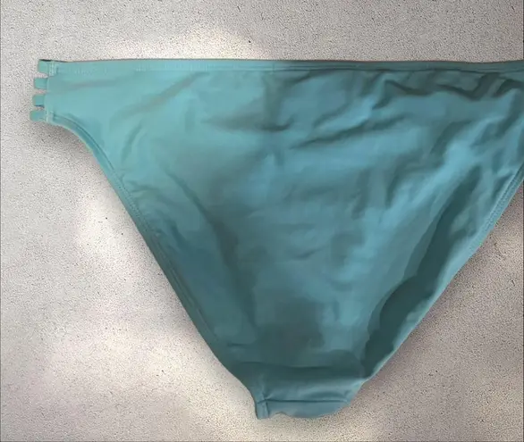 California Waves blue & white Bikini size L/XL