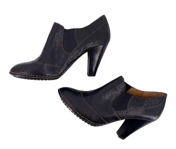 Sofft SIMOLA Black Leather Ankle Booties Size 10