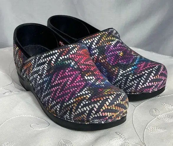 Sanita Shoes Womens Danish Clogs Rainbow Raffia Nurse Slip On Sz 38 7.5 Or 8 EUC Purple