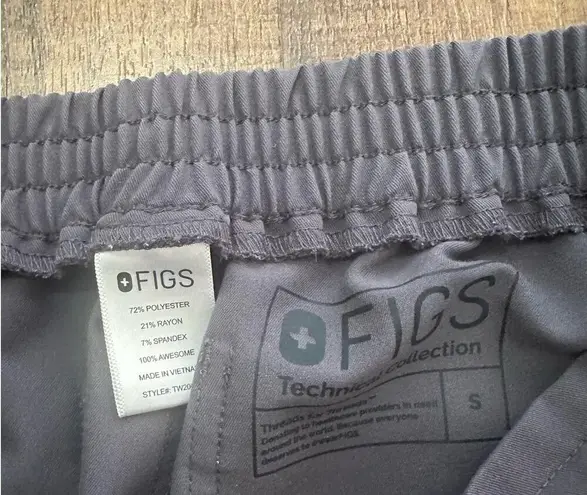 FIGS  Charcoal Gray & Pink High Waisted Yola Skinny Scrub Pants Size Small