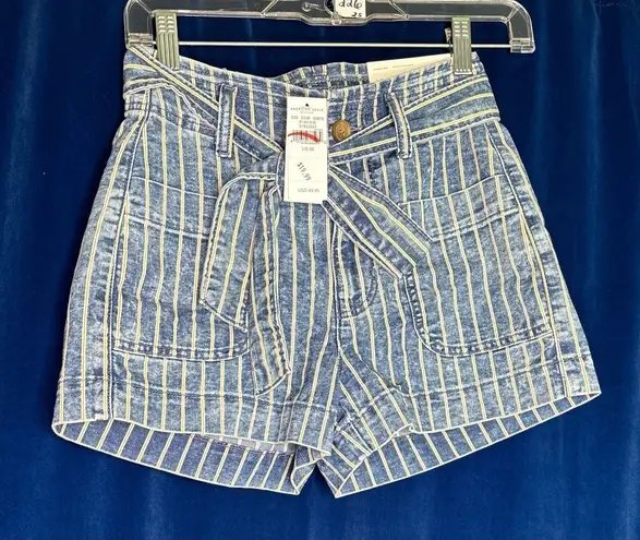 NWT American Eagle women junior teen denim short shorts with belt size 00 Blue