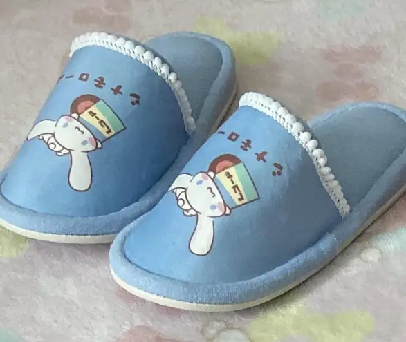 Sanrio Cinnamoroll Womans Slippers (7.5-8) NWT japanese traditional