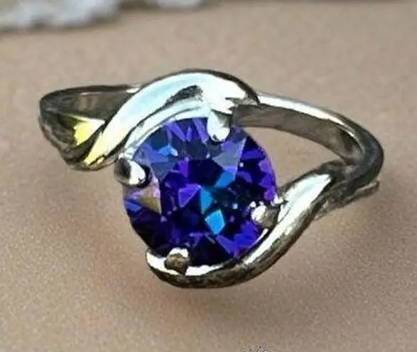 Sparkly ring made with blue/purple Swarovski crystal size 7.5 Silver