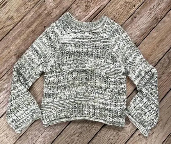 Women's Open Knit Green And White Pullover Sweater Size M Size M