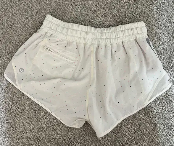 Lululemon Polka Dot Hotty Hot Shorts 2.5