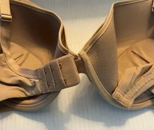 Third Love Bra 24/7 Classic Contour Plunge Bra Classic Taupe Sz 32G /32DDDD EUC