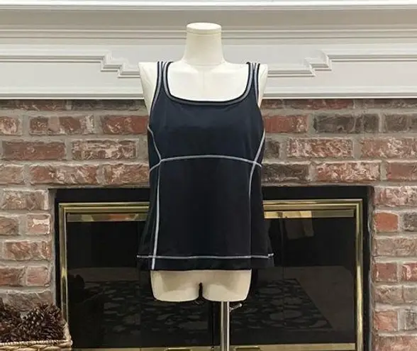 Lands'End Land’s End plus size workout top w/ crisscrossed straps/ 14 /Excellent condition