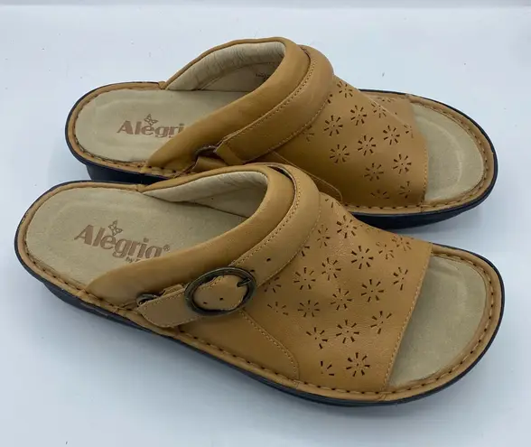 Alegria Klover Fawn Cream Adjustable Leather Slip-On Sandal Mules Size 40 9.5/10