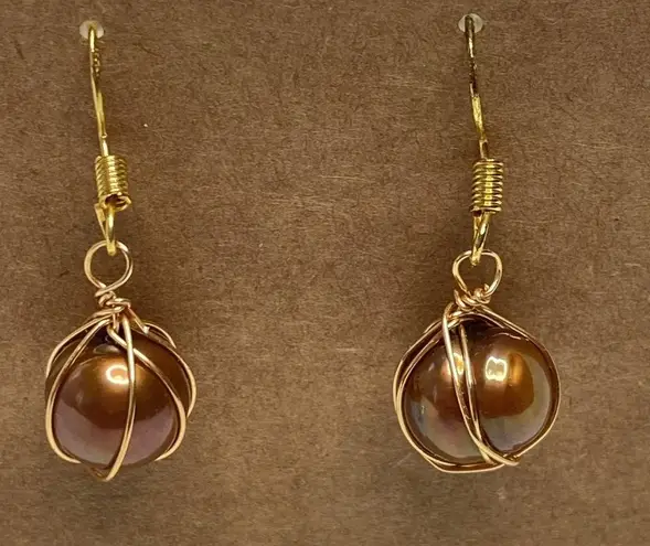 Hand Crafted Women’s Gold Wrapped Dangle Genuine Copper Pearl Pierced Earrings