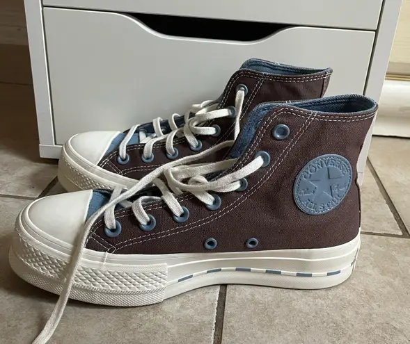 Converse Chuck Taylor All Star Lift Platform