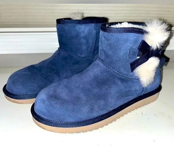 💙🩵 Uggs Koolaburra Short Boot with Bow Like New Condition🩵💙