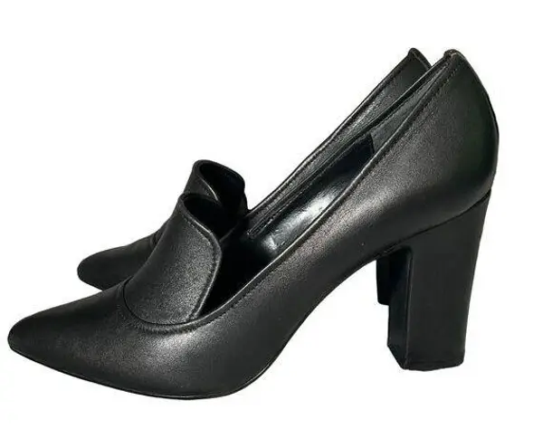Donald Pliner Women's Black Leather Loafers Heels Size 8.5 Classic business work