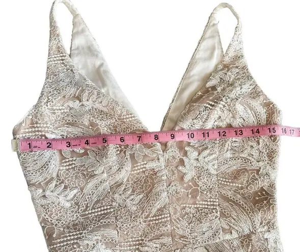 Dress the Population NEW Elisa Vine Embroidered Midi Dress White Nude Small