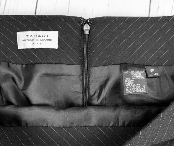 Tahari Arthur Levine Striped Skirt Size 6p