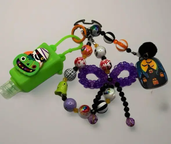 ๐ Handmade Halloween Beaded Keychain Charm ๐ป Purple