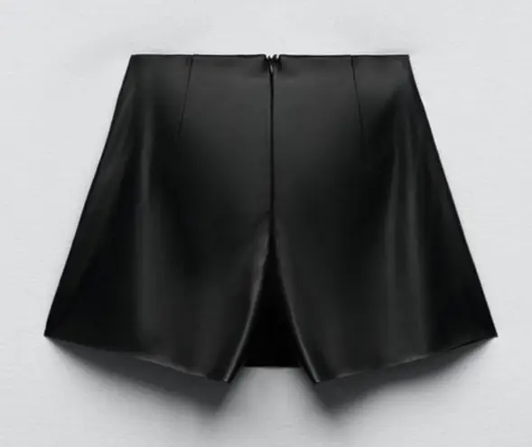 ZARA  faux leather pleated skort 3046 375