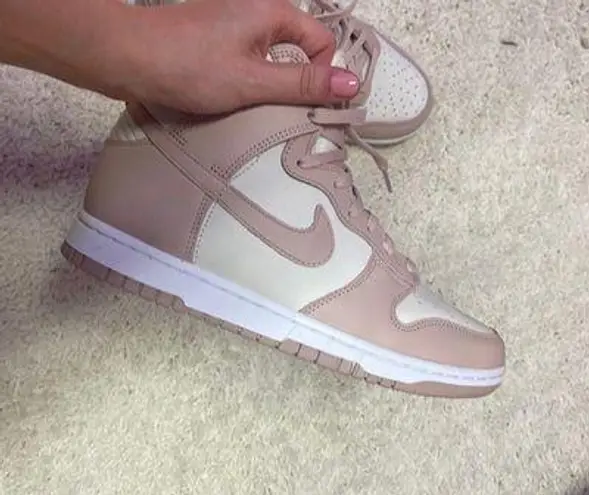 Nike High Dunks Pink Oxford