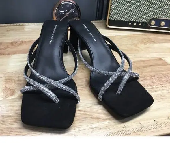 Fashion to figure Nikita Wide Width Women's 10 W Silver Slip-On Dress Sandals