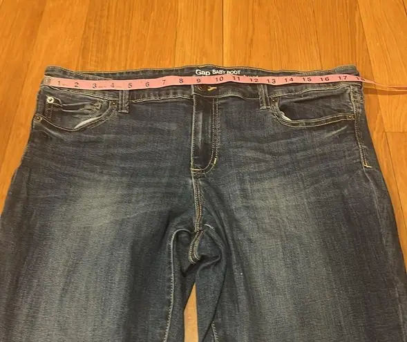 Gap  women’s Baby boot jeans size 16/33R.