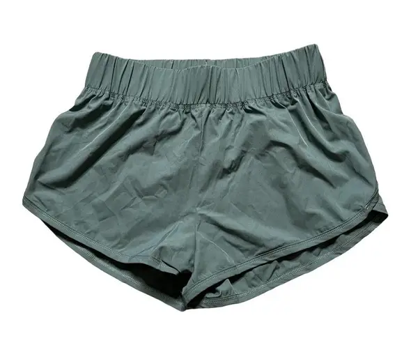 Halara High Waisted Dolphin Hem Casual Shorts 2” Medium Women’s Moon Ice Blue.