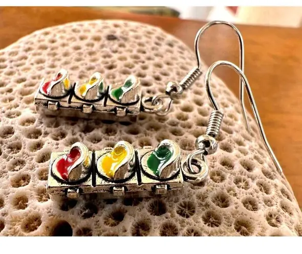 Traffic Light Earrings Signal New Dangle Hooks Stop Wait Go Crossing Gua… Silver