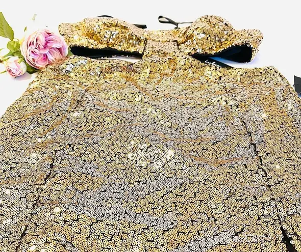 NWT Lulus Luxe Gold Sequin Cutout Bodycon Mini Dress. Size L