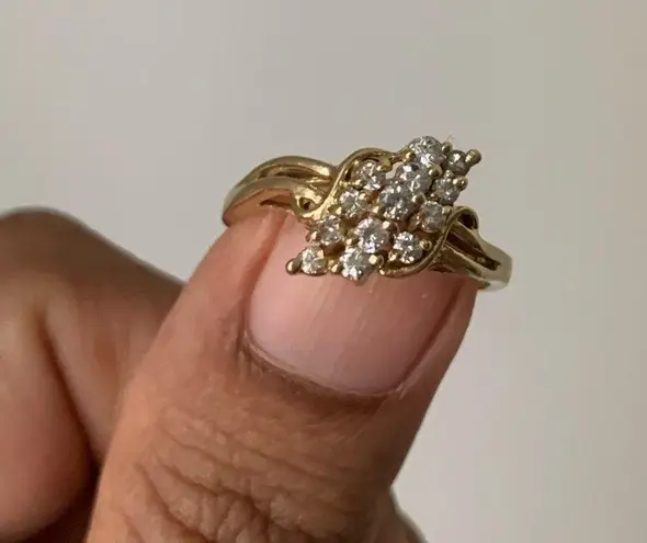14kt Gold Diamond Ring