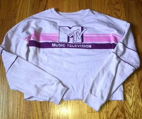 MTV cropped sweatshirt size medium